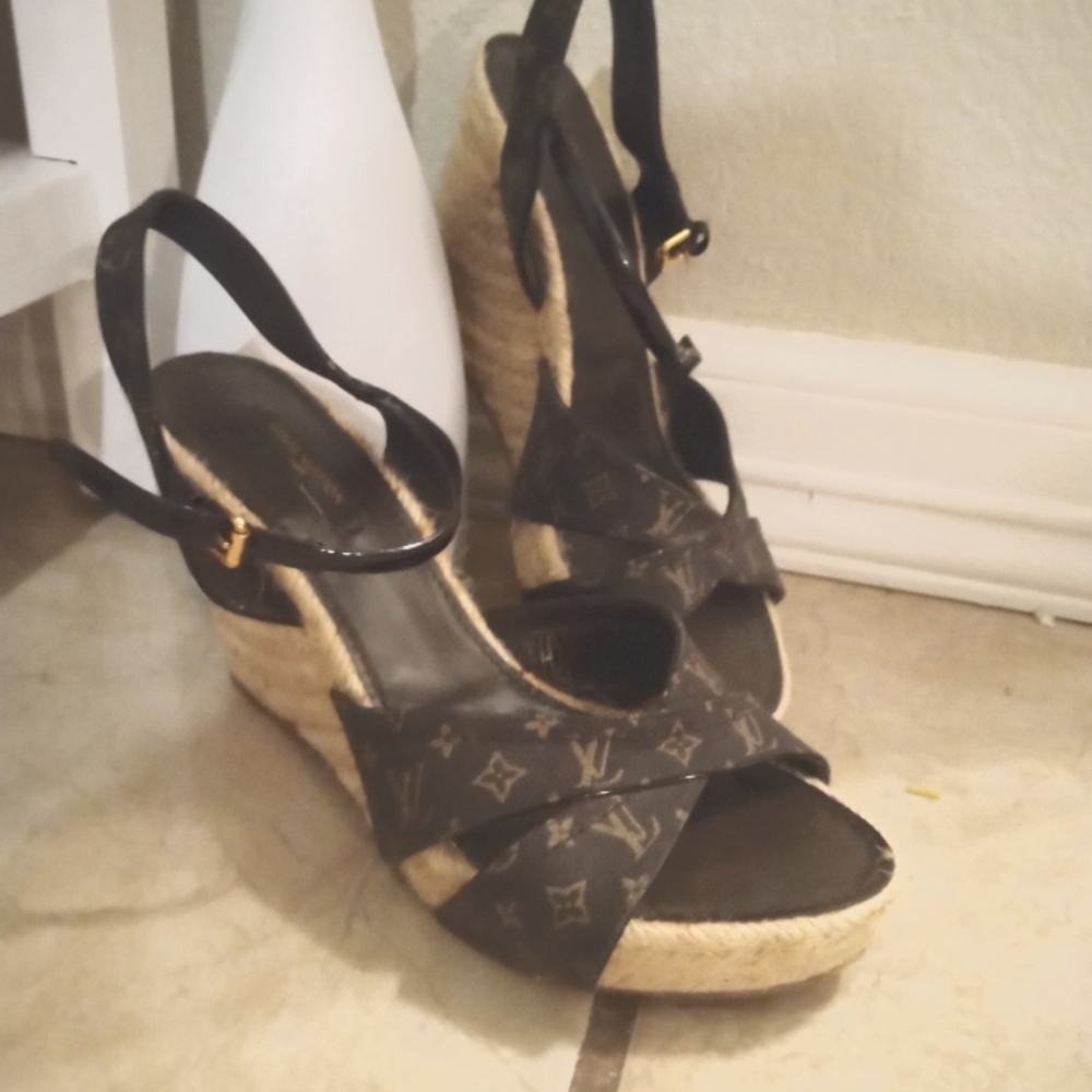 LV wedges